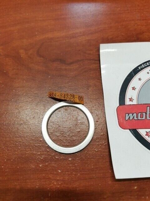 NOS Yamaha SPACER 838-84328-00-00 Y115