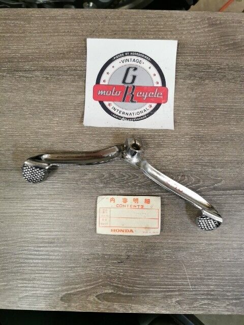 NOS HONDA CA105T CA102 CA100 C50 CUB C50BN  PEDAL GEARSHIFT  24701-141-650 H88
