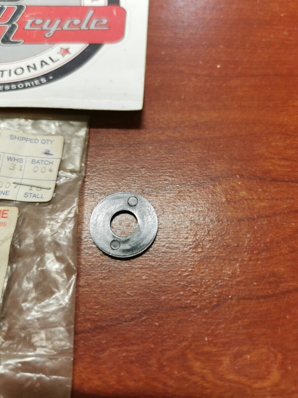 NOS YAMAHA YS624 YS828 YT3600 PLATE WASHER 90202-08134-00 Y72