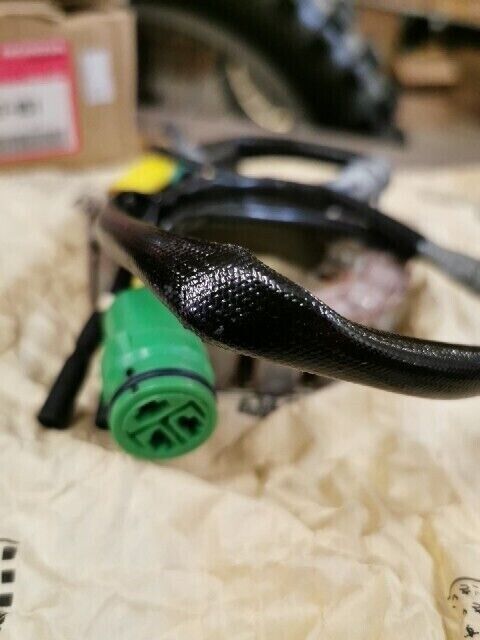NOS HONDA TRX350 1988 - 1993 STATOR DENSO 31120-HA7-651  H105