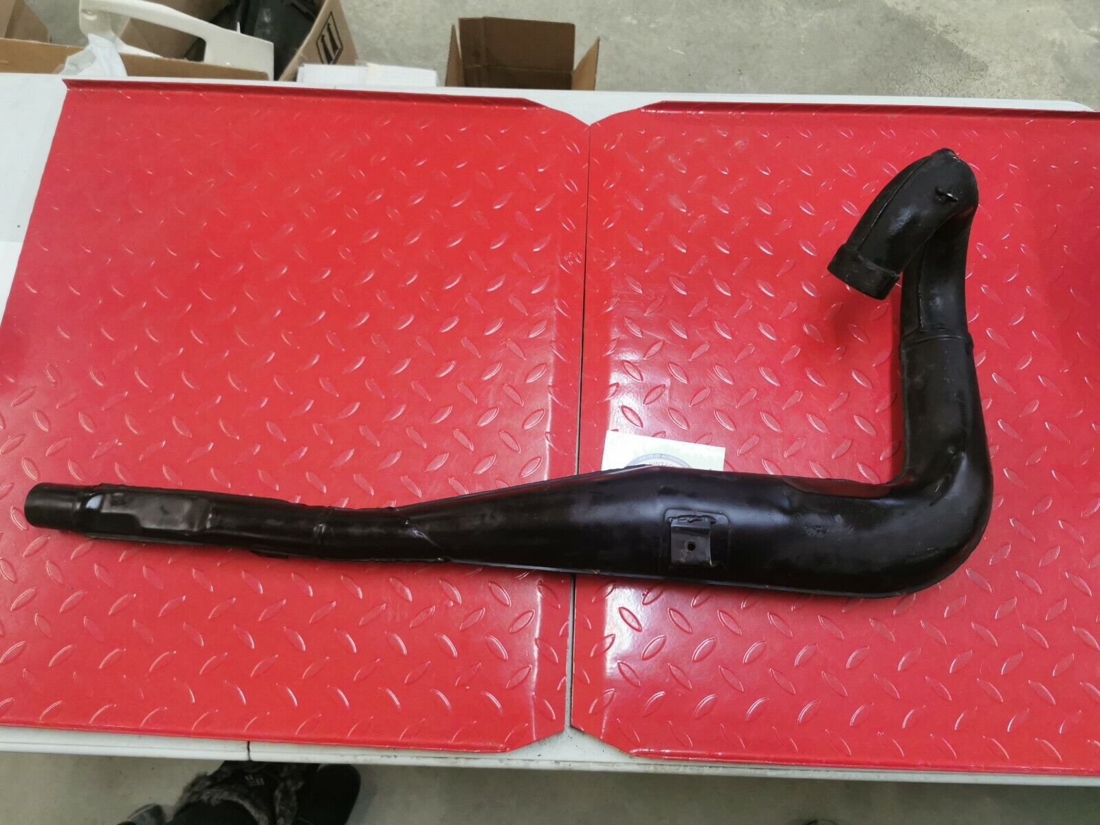 Honda CR250M 1976 exhaust pipe header expansion chamber 1975