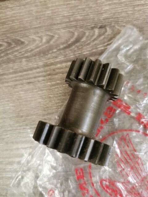 NOS HONDA CT90 1966 - 1979  Gear Sub Counter 23910-053-000 H76