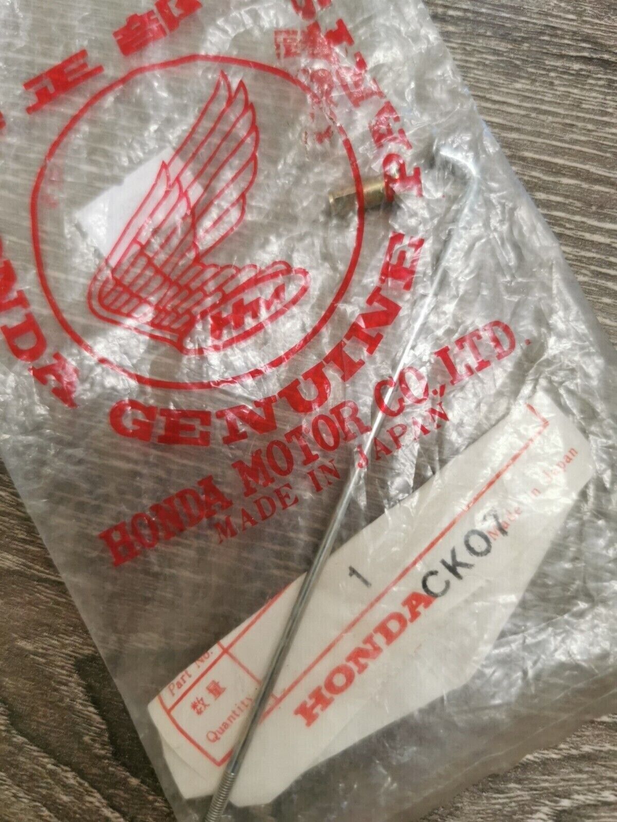 NOS HONDA SPOCK 97545-2207610 97545-22076-10  H58