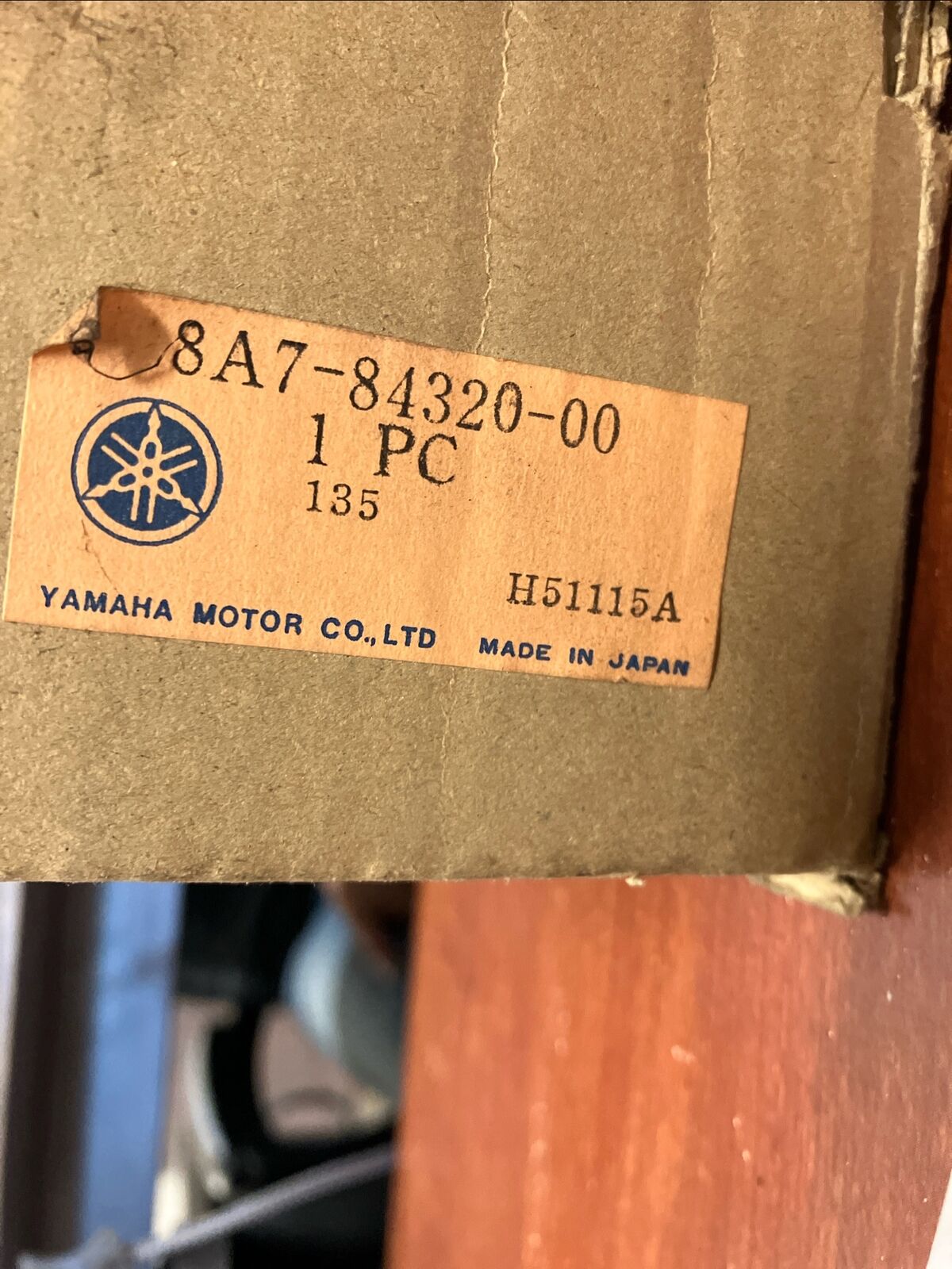 NOS Yamaha BR250 ET250 ET340 SRX440 VMX540 LENS 8A7-84320-00-00 Y165