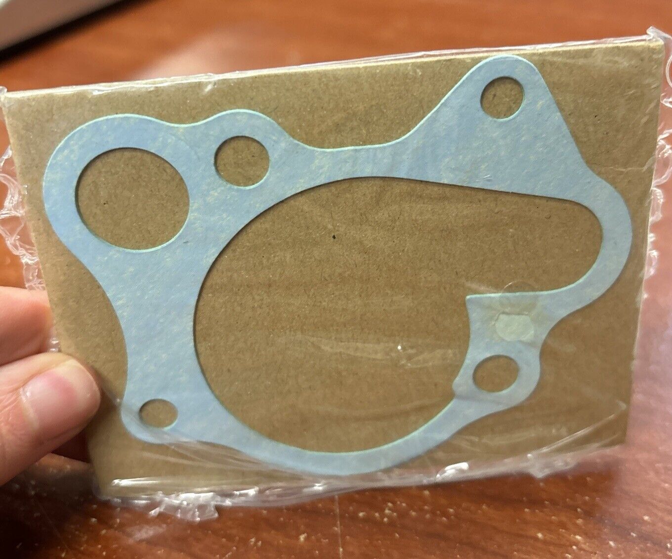NOS Honda 1984 - 1986 CR125R WATER PUMP GASKET 19229-KA3-307 H148
