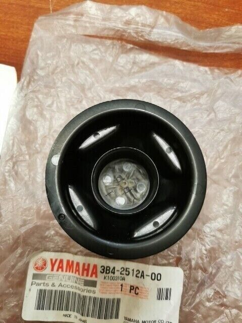 NOS Yamaha YFM450 YFM550 WHEEL CAP 3B4-2512A-00-00 SUB 1HP-F512A-00-00 Y105