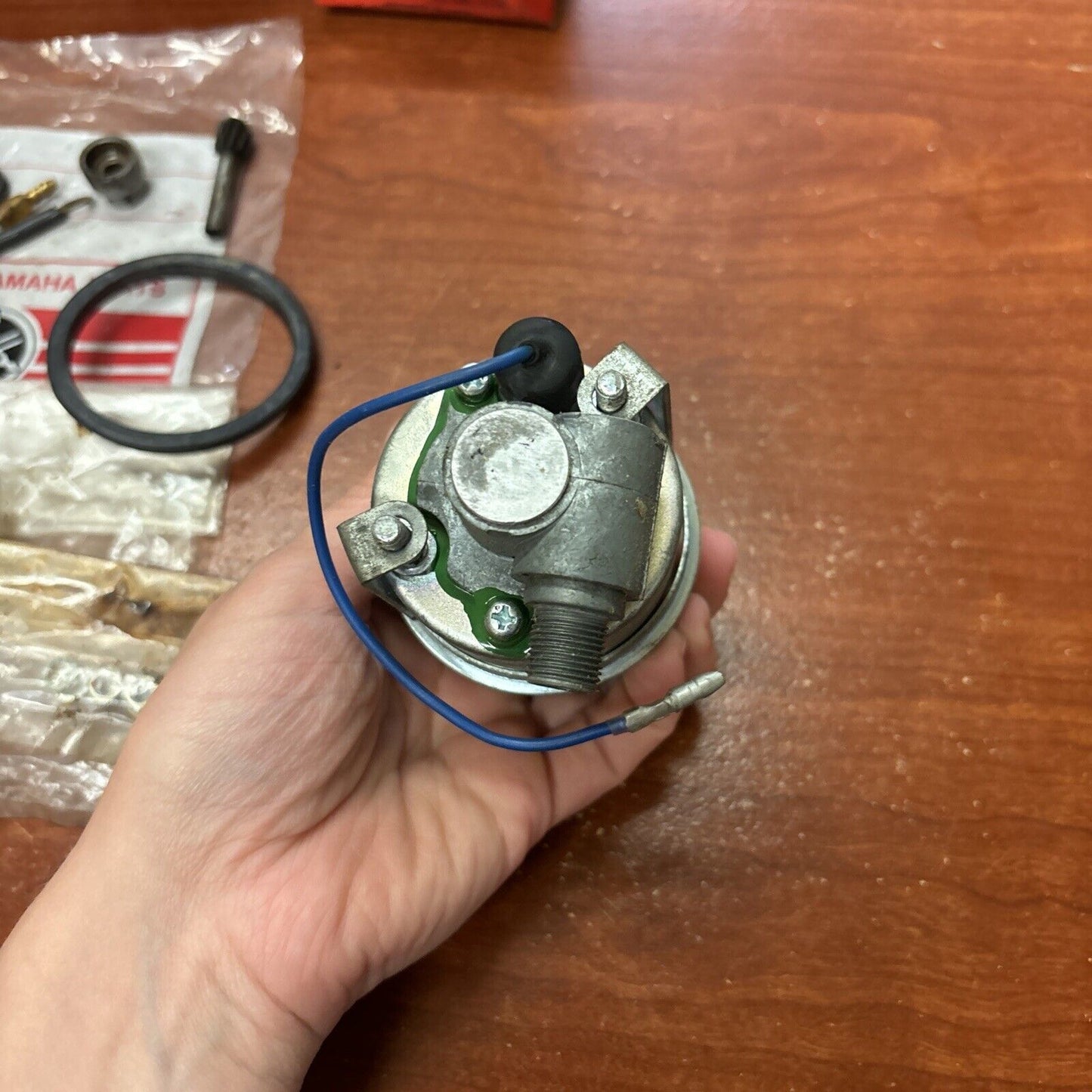 NOS Yamaha TACHOMETER KIT INCOMPLETE 839-83540-00-00 813-17841-00-00 821-17 Y174