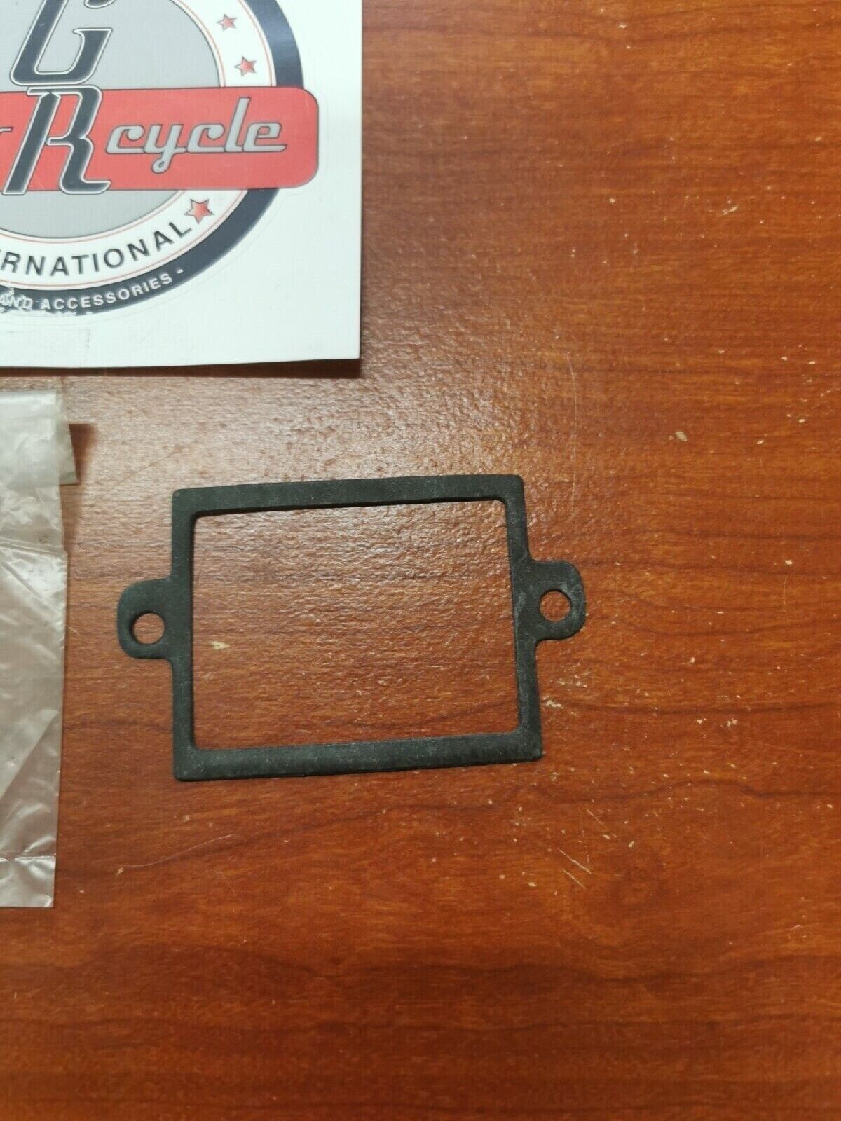 NOS Yamaha SJ650 WRB650 WR650 WRA650 VALVE SEAT GASKET 6M6-13621-A1-00 Y77