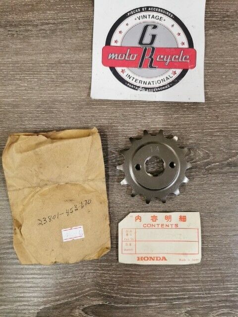NOS HONDA CB175 CL175 1972 1973 SPROCKET  DRIVE  14T 23801-453-670 H76