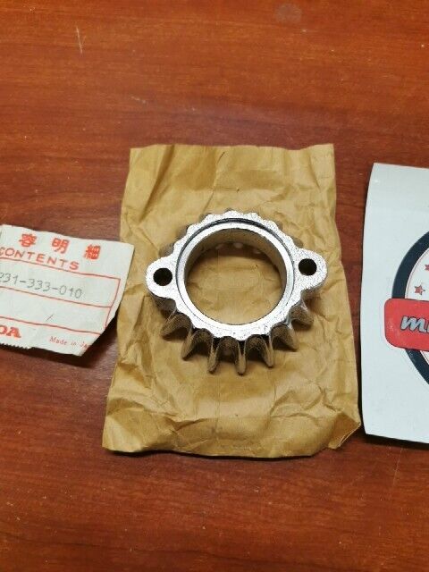 NOS Honda CB100K CB350F CB400F CB550F CL100 EXHAUST PIPE JOINT 18231-333-010 H90