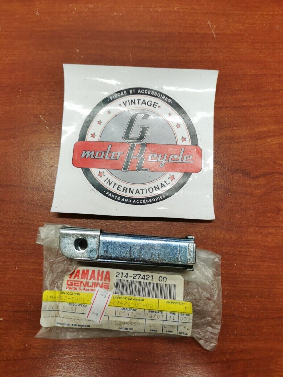 NOS Yamaha JT2 JT1 PW50 MX80 DT80 DT2 DT3 RT3 RT2 FOOTREST 214-27421-00-00 Y93