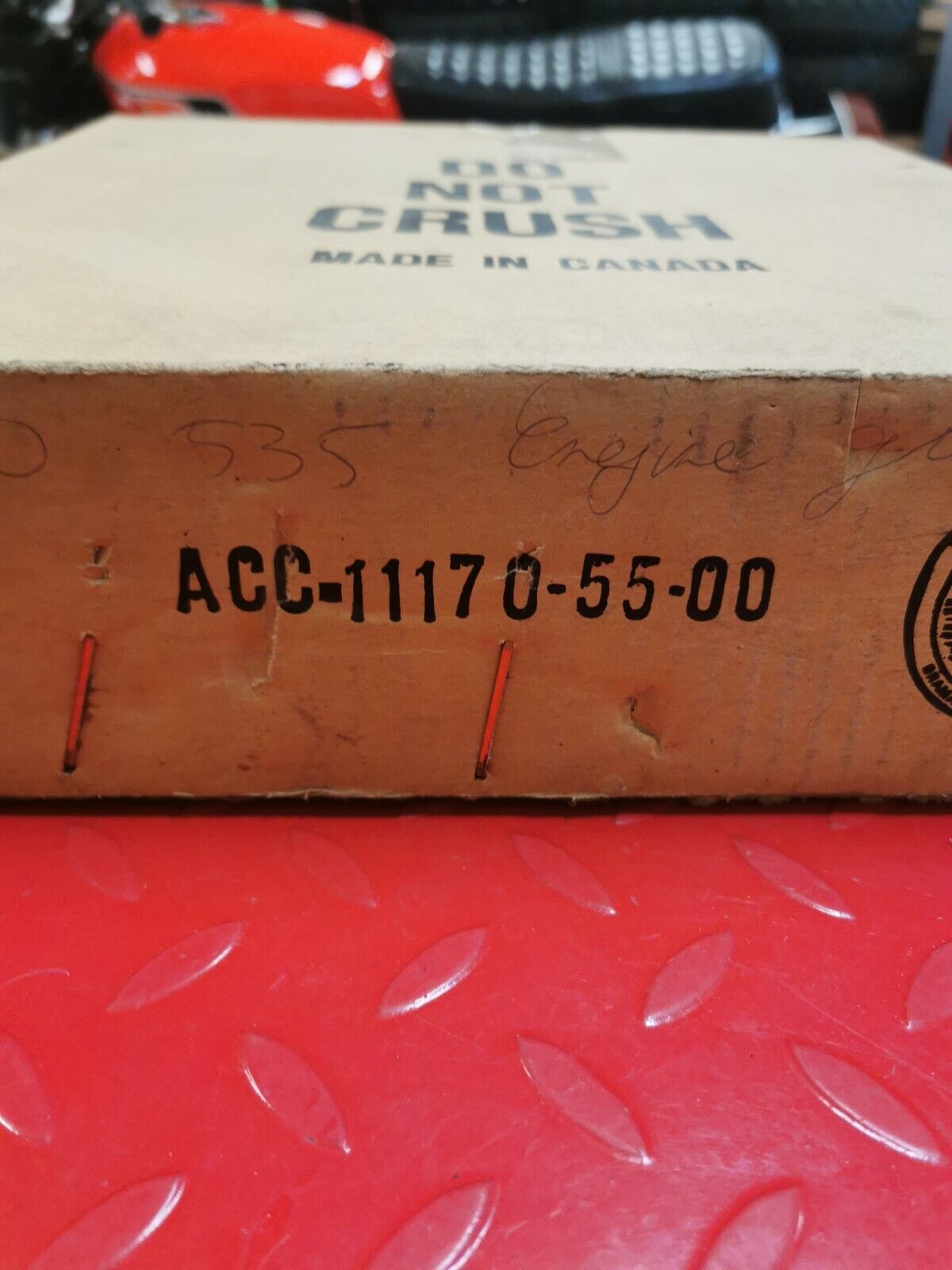 NOS Yamaha XV535 Virago 535 ENGINE GUARD CRASH BAR ACC-11170-55-00 Y12