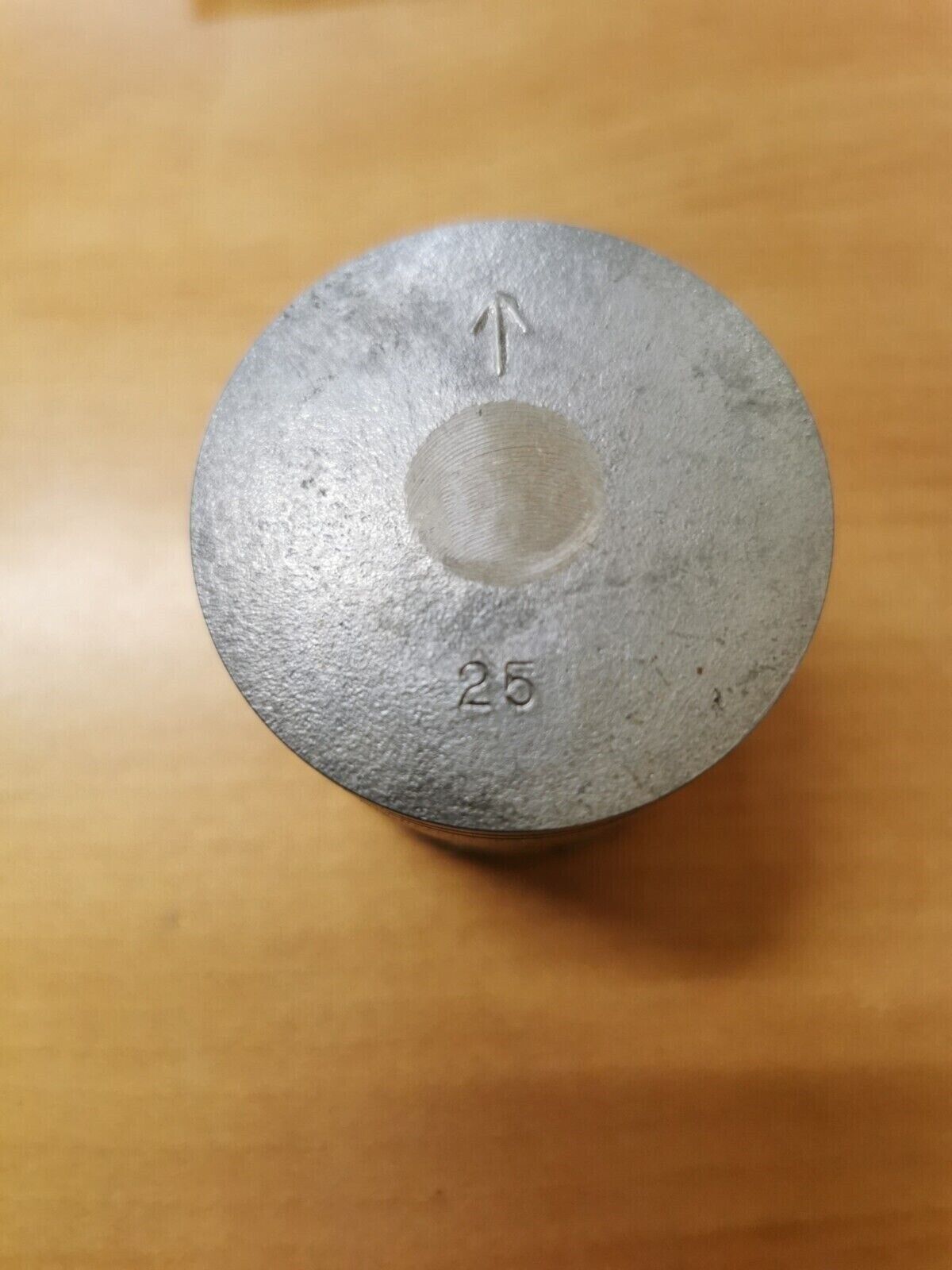 NOS YAMAHA YZ80  1977 - 1981   PISTON 1 O/S 0.25  2J5-11635-00-00  Y45