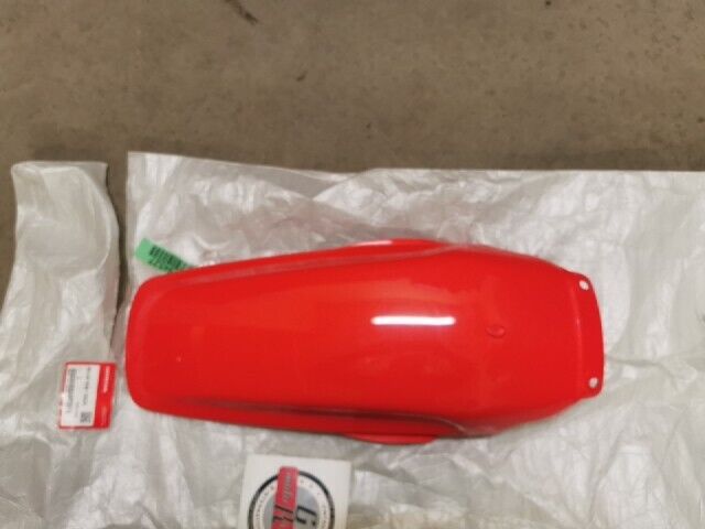 NOS Honda CR125R CR250R REAR FENDER *R-119* 80100-KS6-700ZA SUB 80100-KS6-000ZA
