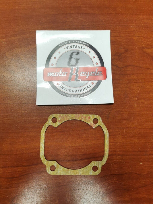 NOS Yamaha RD250 DS7 R5 RD400 RD350 TR3 CYLINDER GASKET 278-11351-11-00 Y77
