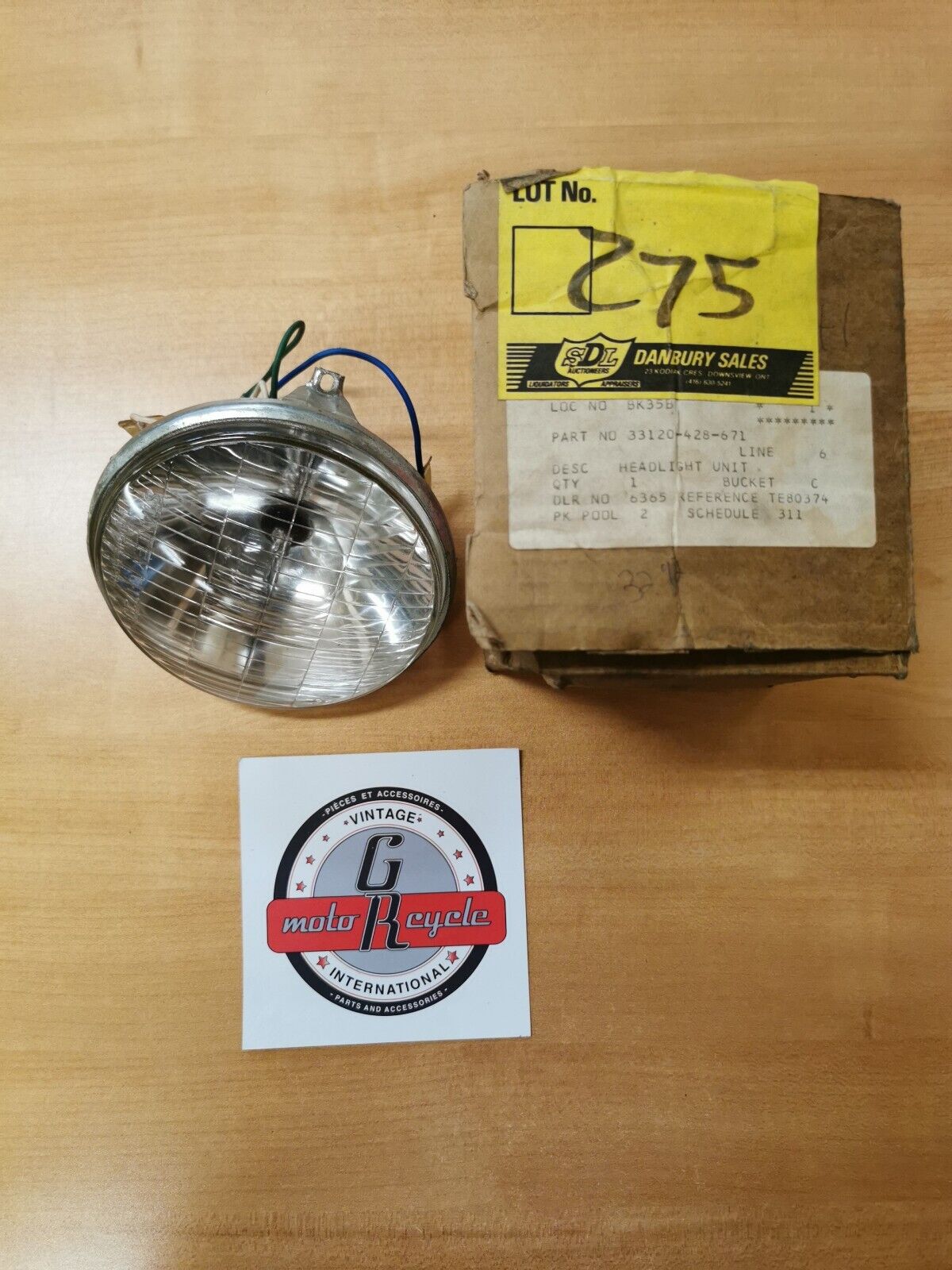 NOS HONDA XL125 XL250 CB125  1979 - 1982  HEADLIGHT 33120-428-671 H16
