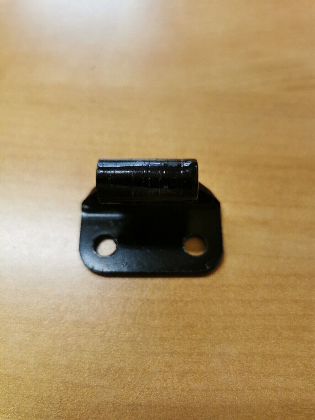 NOS HONDA CB750 HINGE SEAT 77201-300-010 H20