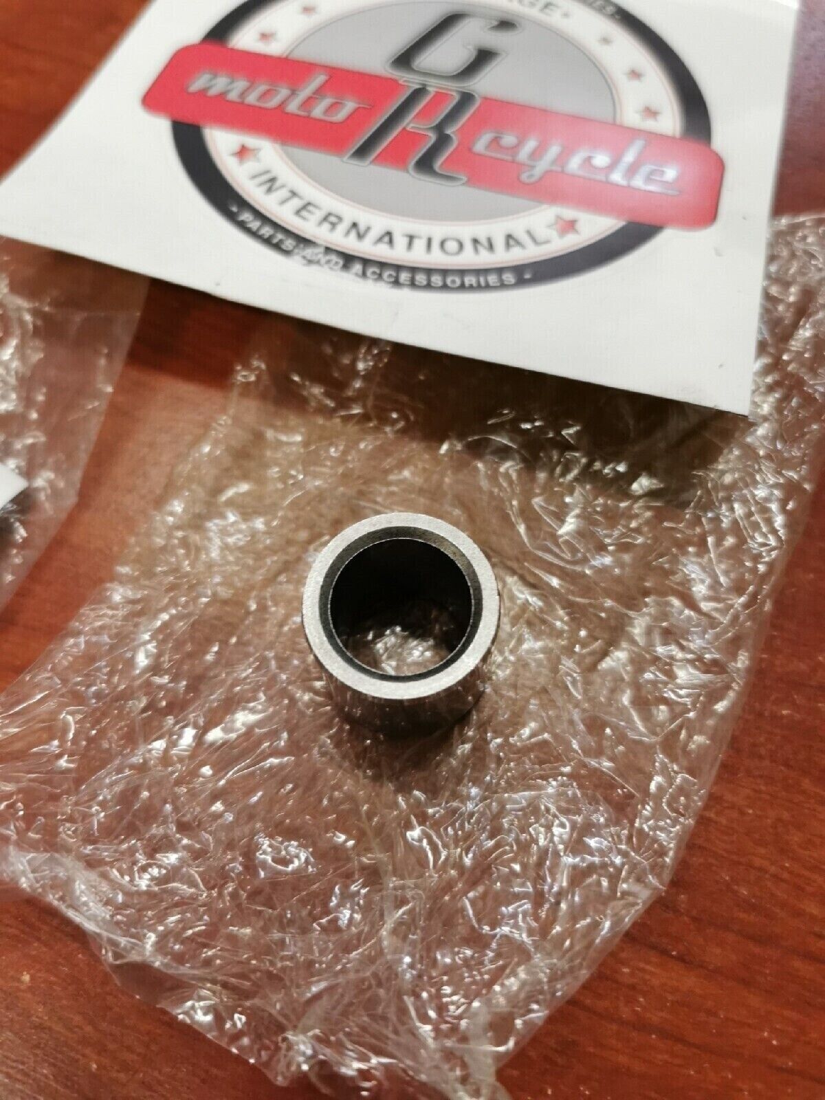 NOS Kawasaki KRT800 KRF800 KRT750 BUSHING (17X24X21.5) 92139-0736 K25