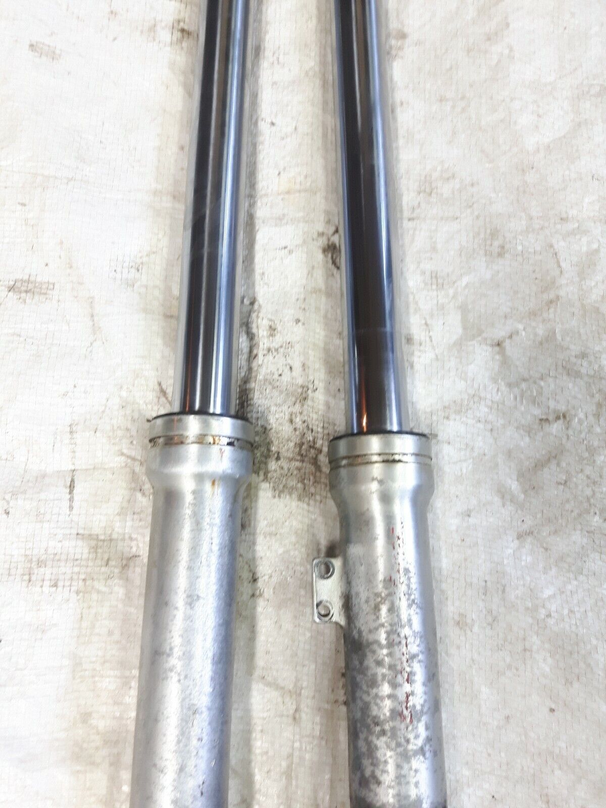 Honda XL250R 1984 front fork shock absorber XL 250R SHOWA 51400-KL4-671 .