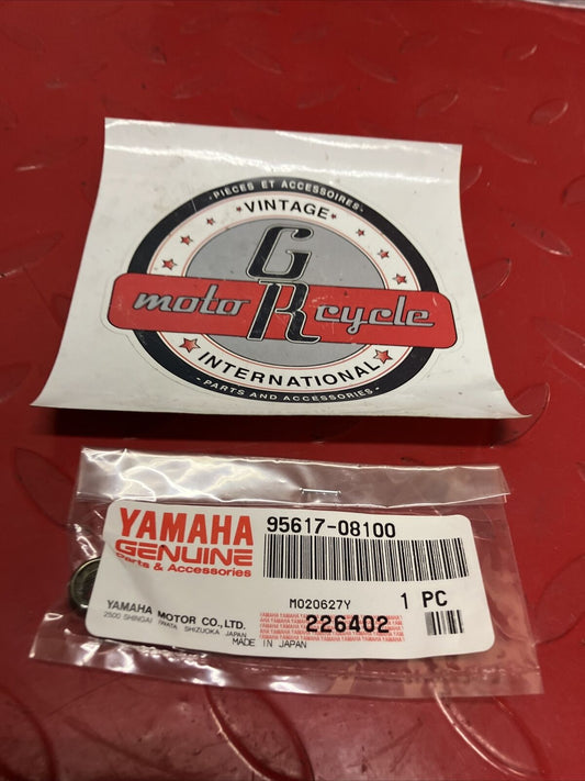 NEW YAMAHA NUT U 95617-08100-00 Y67