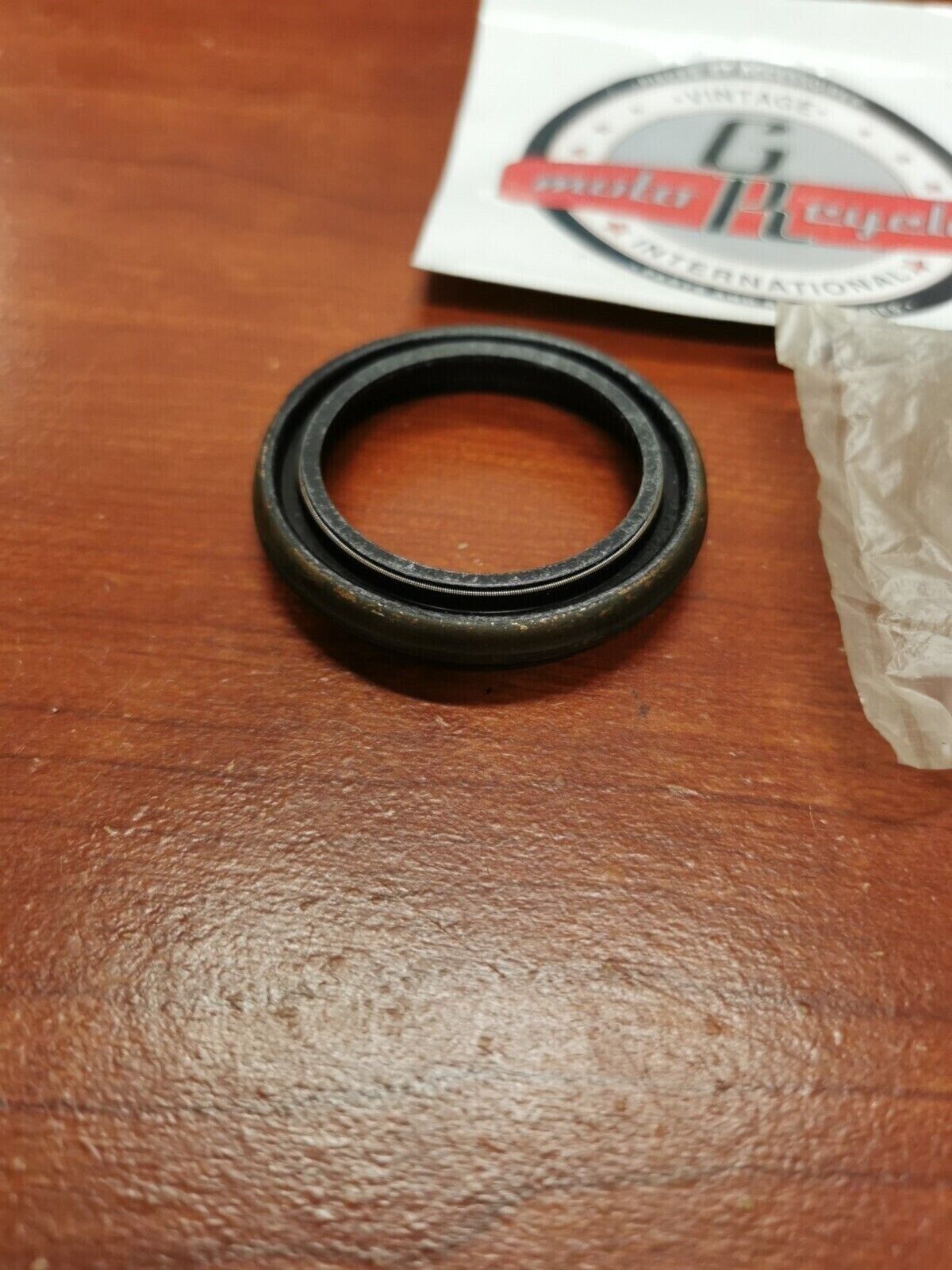 NEW NOS Honda CR250R XR650 XR600R XR400R CR500R FORK DUST SEAL 91254-KA4-831 H64
