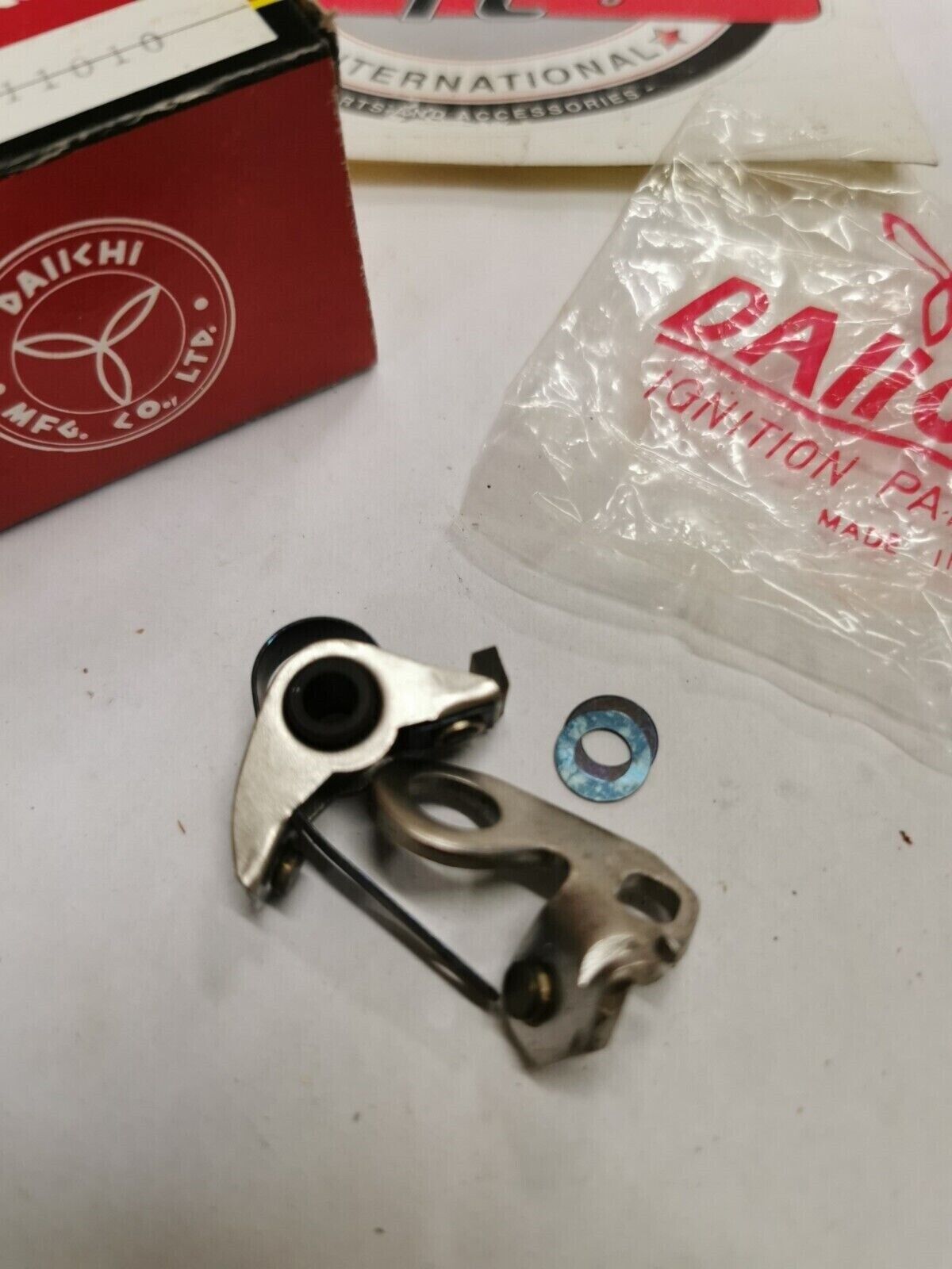 NOS DAIICHI Suzuki TC250 RIGHT CONTACT POINT ASSY 31440-11010 DP227R J39