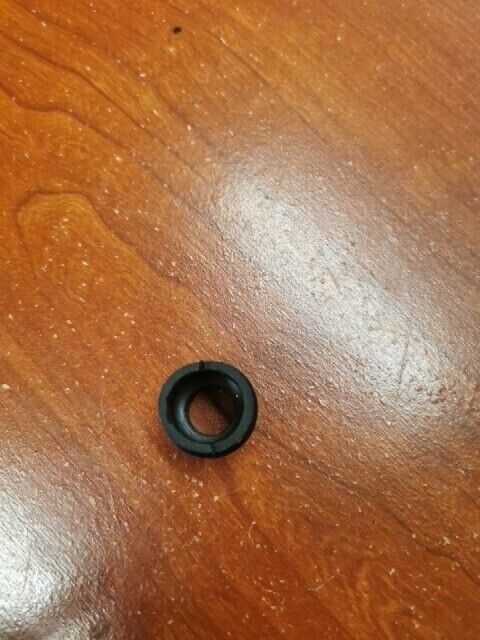 NOS Yamaha 1980 - 1982 YT125 DUST COVER 3X3-18154-00-00 Y120