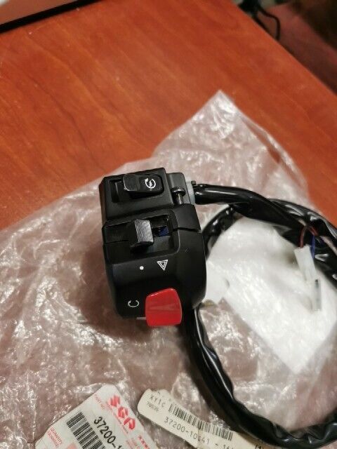 NOS Suzuki 2003 - 2009 AN650 HANDLE SWITCH 37200-10G41 S33