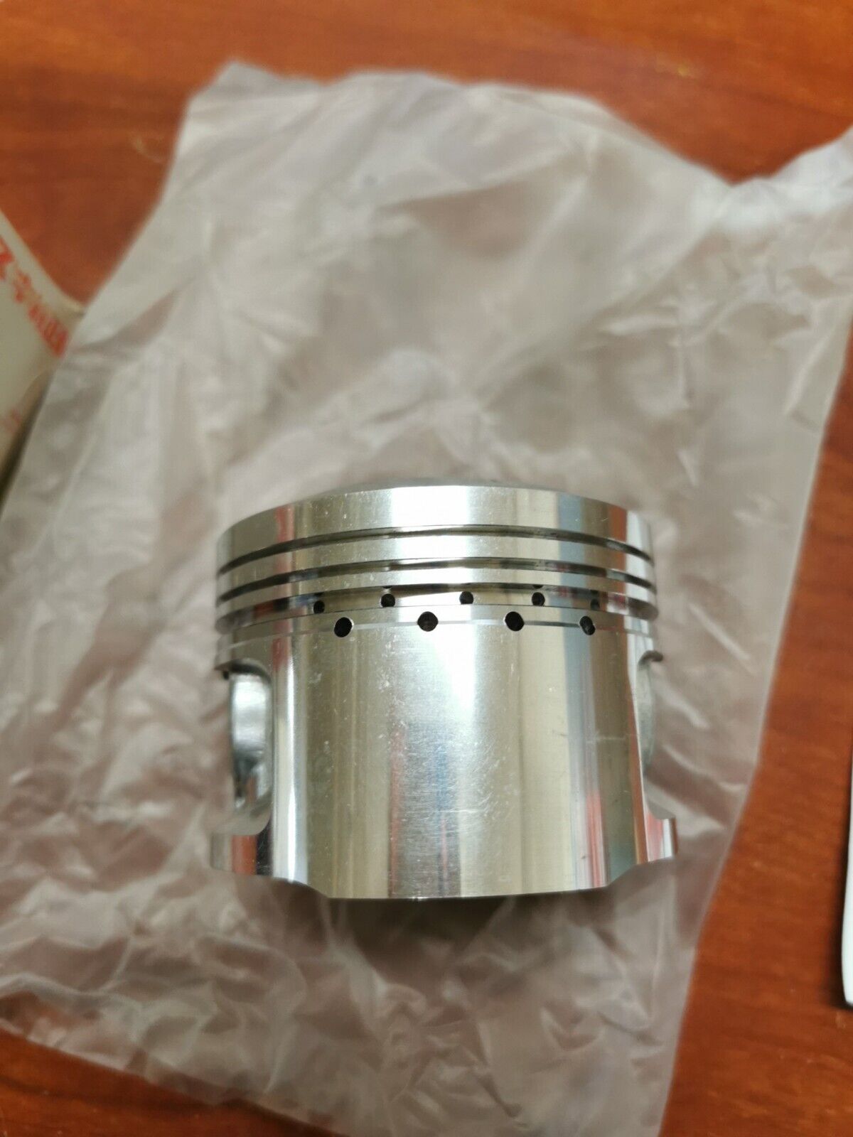 NOS SUZUKI 1978 1979 GS1000 PISTON STD 12111-49000 S31