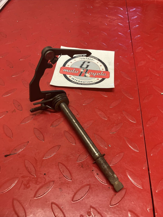 Yamaha JT2 1972 transmission gearshift gear shift shaft spindle JT1