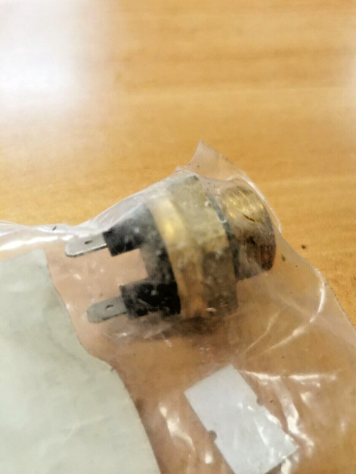 NOS KAWASAKI KVF360 2003  SWITCH 27010-1428  K7