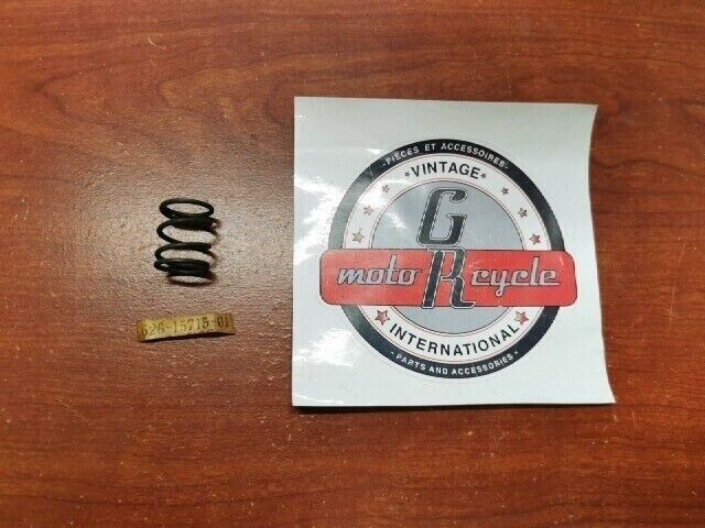 NOS Yamaha EX340 EX440 GP292 GP338 GP433 DRIVE PLATE SPRING 626-15715-01-00 Y119