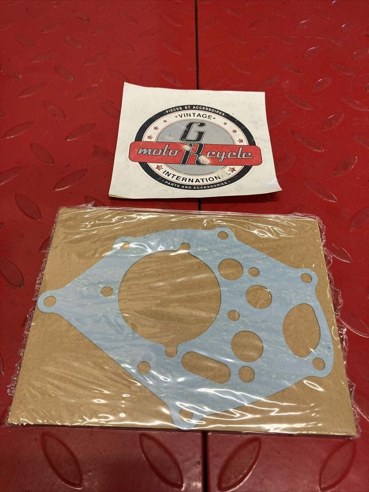 NEW NOS Honda CB750 CB900F CB1100F OIL PUMP COVER GASKET 11359-425-306 H67