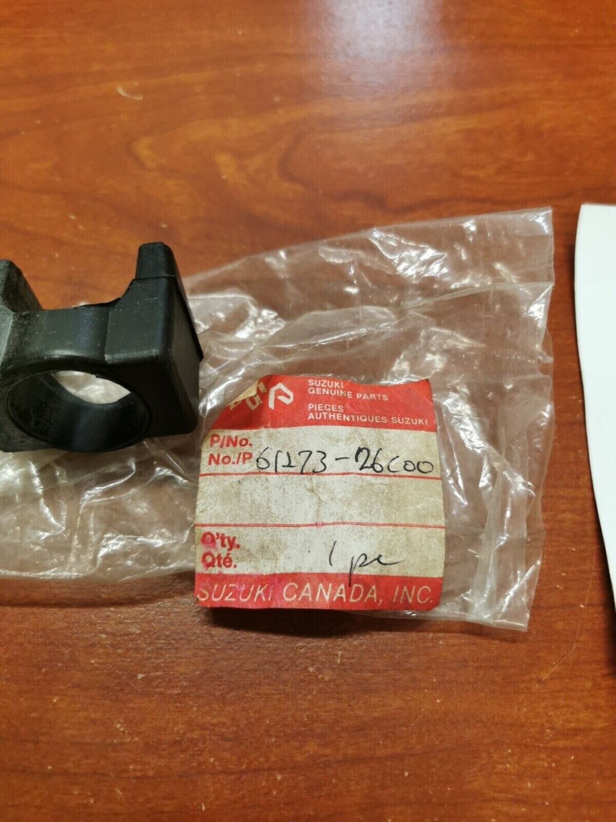 NOS SUZUKI RM125 RM250 CHAIN GUARD 61273-26C00 S30