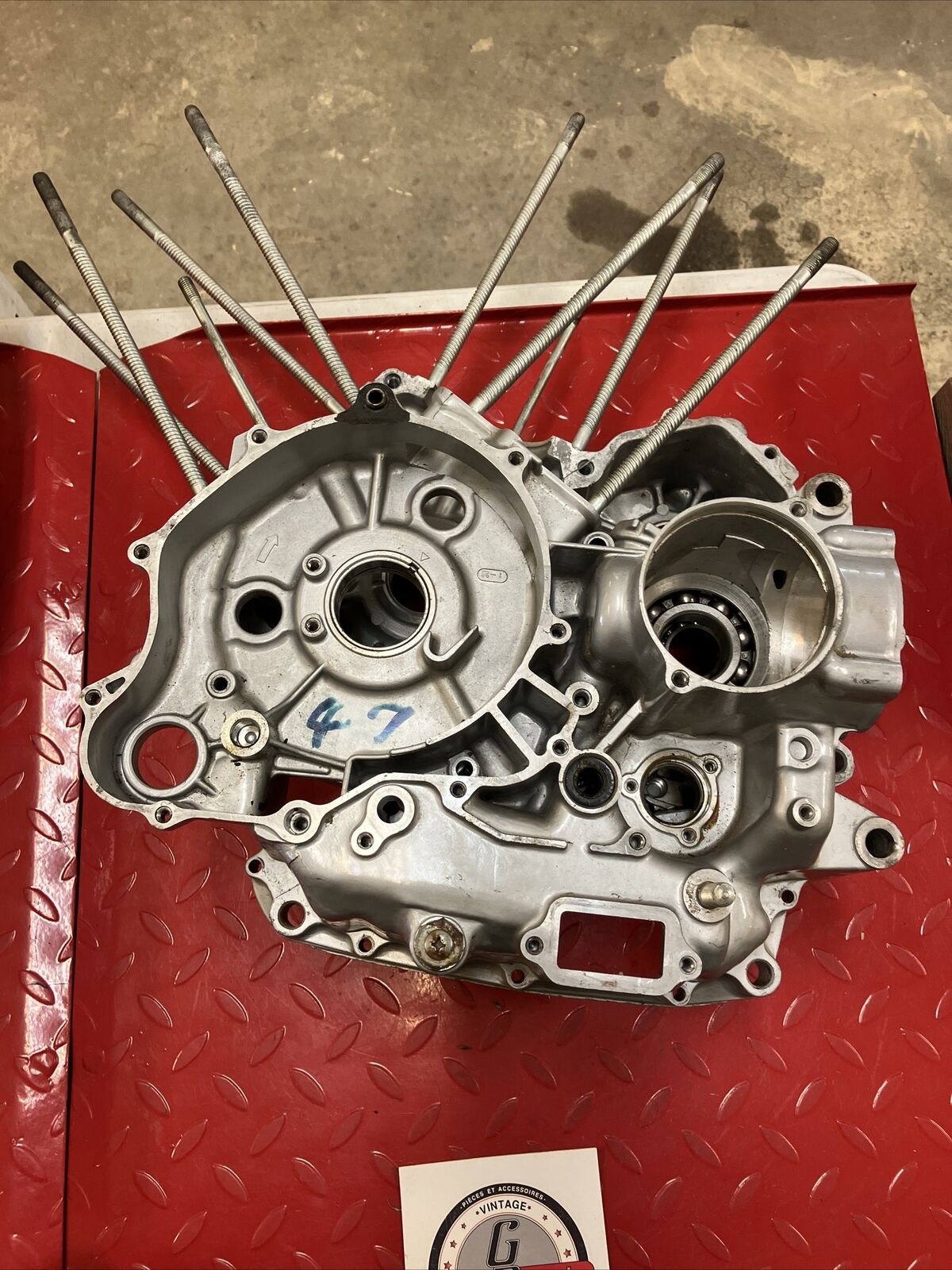 NOS Yamaha XV500 Virago 500 1983 1984 crankcase crank case left right