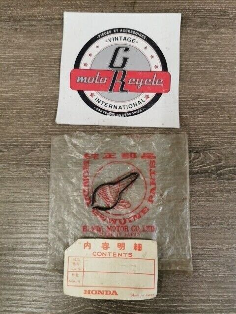 NOS HONDA C50 C65 1969 SPRING RATCHET 28223-035-020 H81