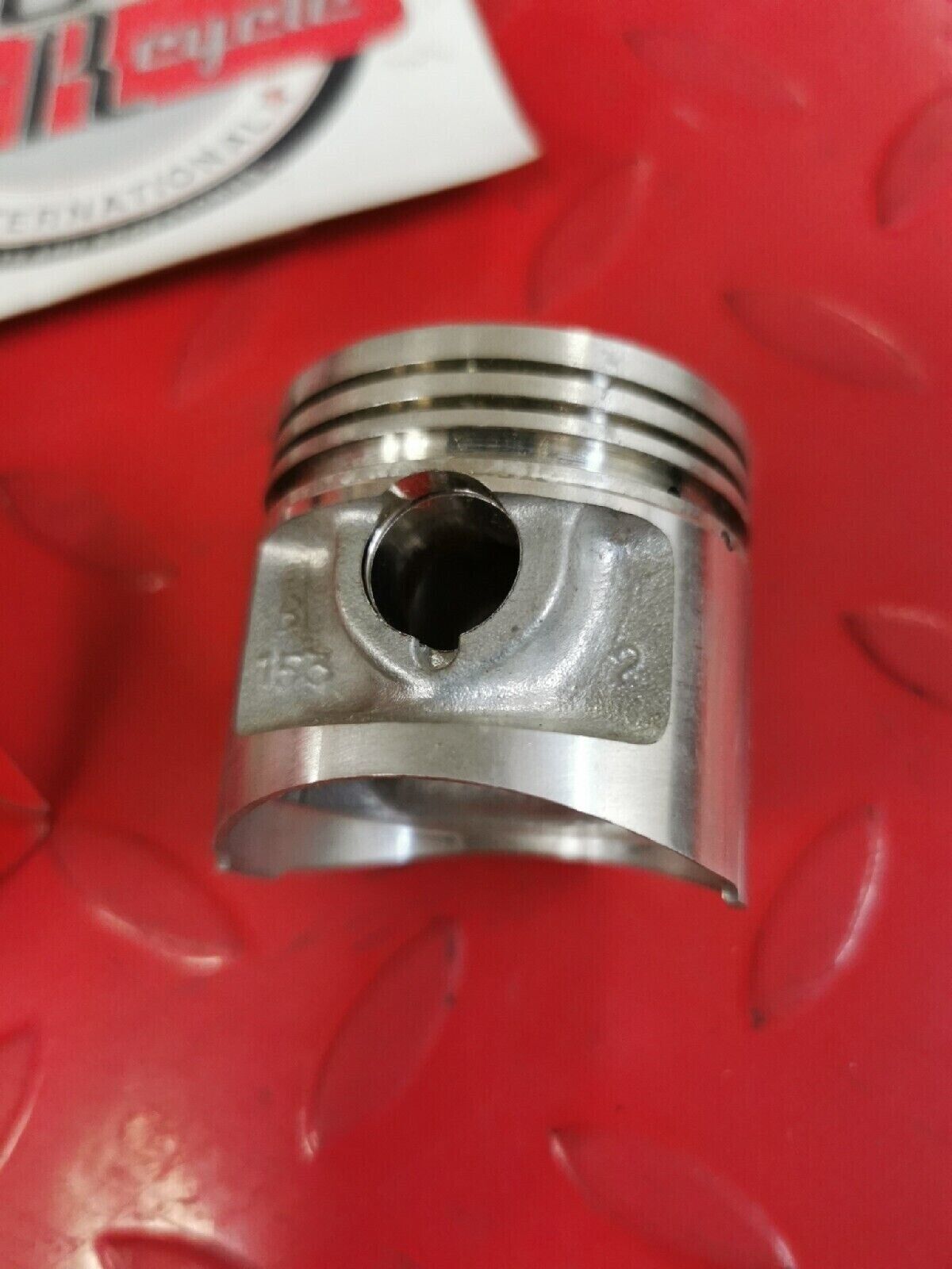 NOS HONDA XR75 1977 1978   PISTON 0.25 13102-153-000 H40