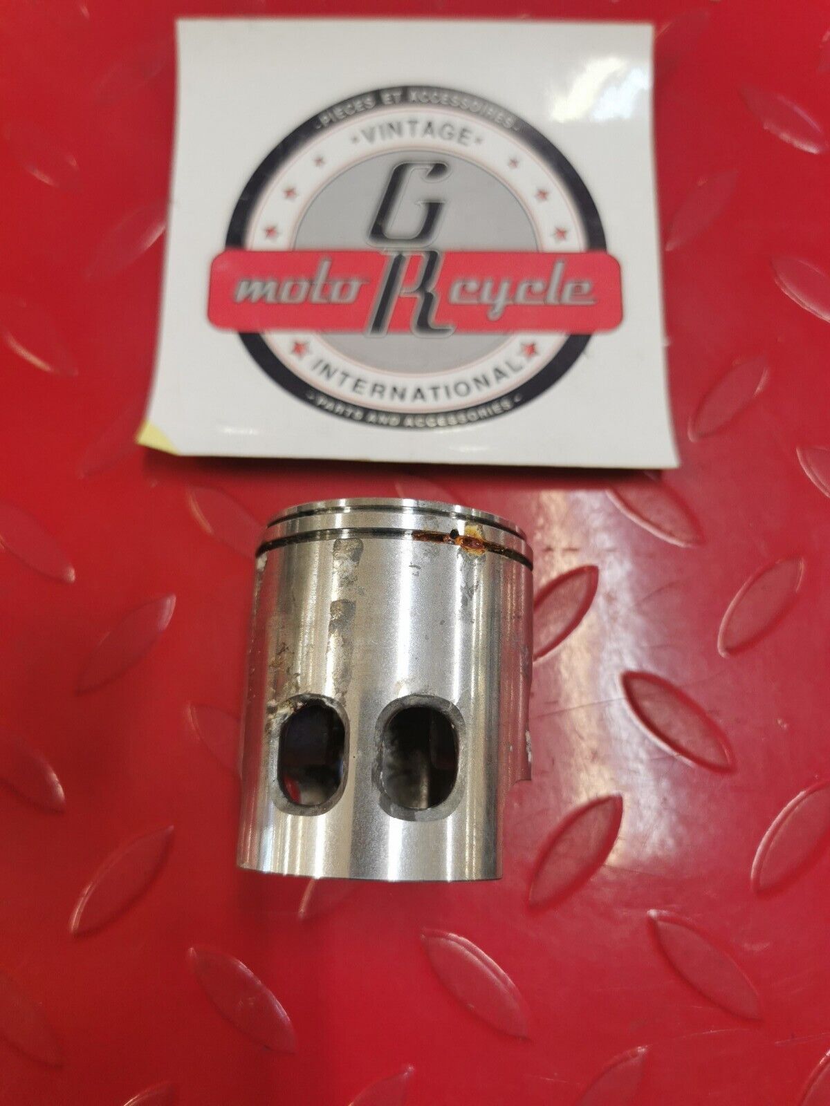 NOS YAMAHA RD200 1974 1975 1976 PISTON 3 O/S 0.75 397-11637-00-00 Y27