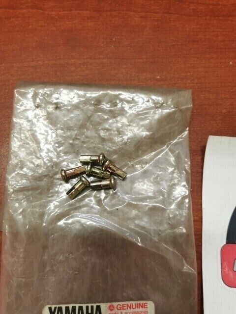 NOS Yamaha MJ5OJ REAR SPOKE KIT INCOMPLETE 4J2-25304-00-00 Y140
