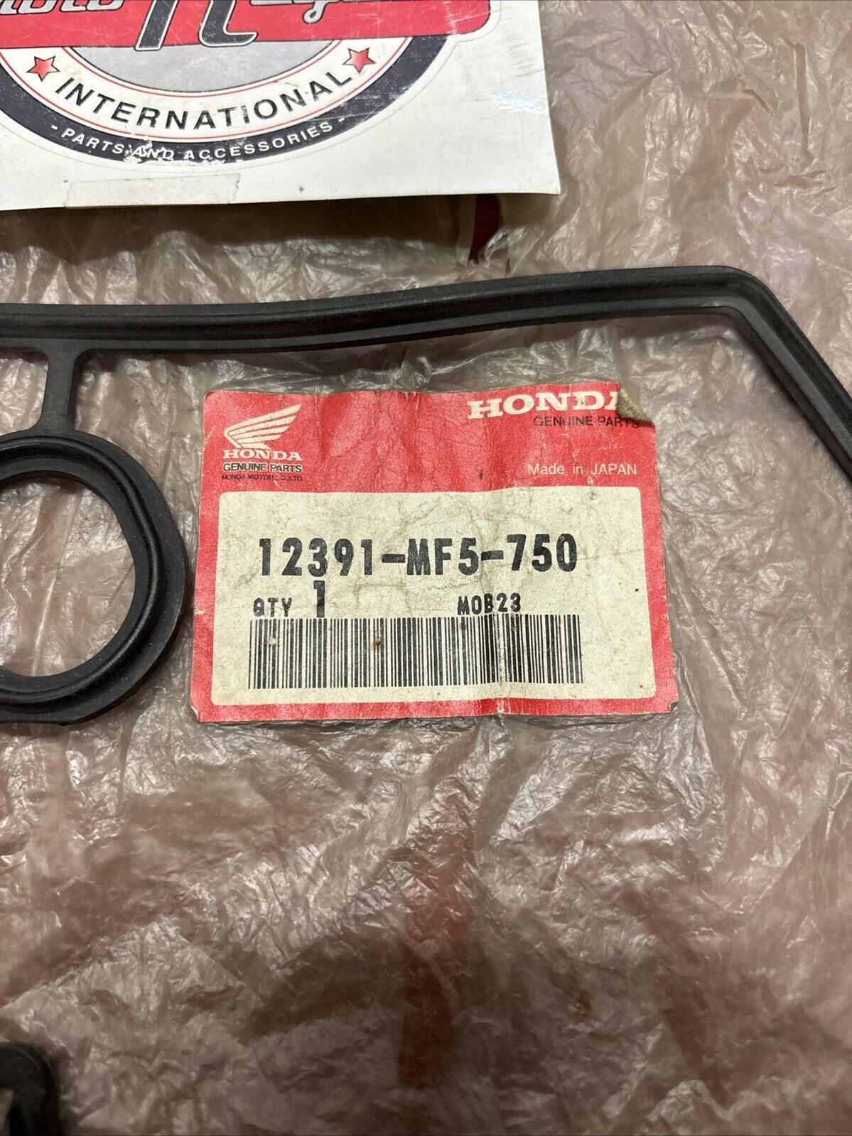 NOS Honda NT650 NTV650 VT600C XL600V HEAD COVER GASKET 12391-MF5-750 H161