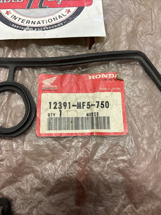 NOS Honda NT650 NTV650 VT600C XL600V HEAD COVER GASKET 12391-MF5-750 H161
