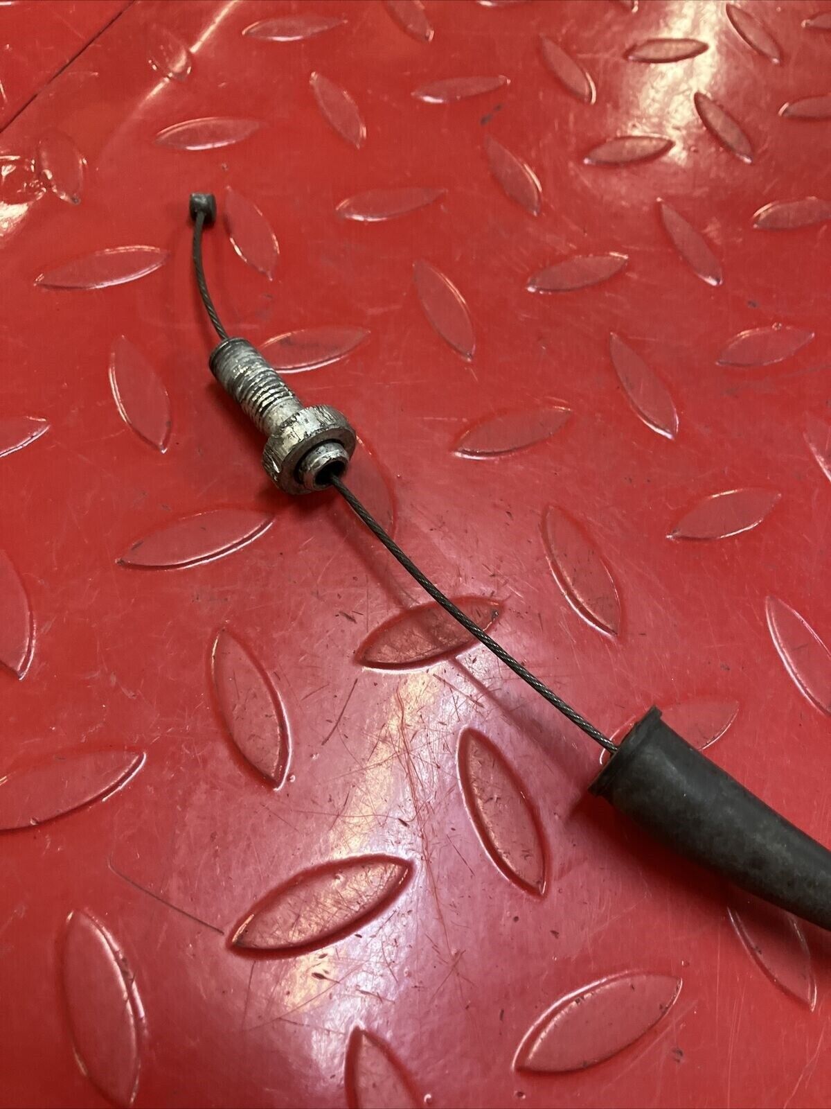 Honda CR250R 1984 throttle cable OEM