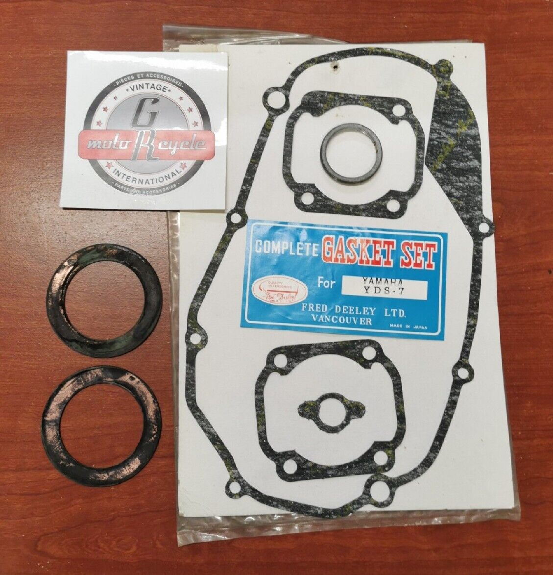 NOS Yamaha YDS7 INCOMPLETE GASKET KIT SET 2 Y74