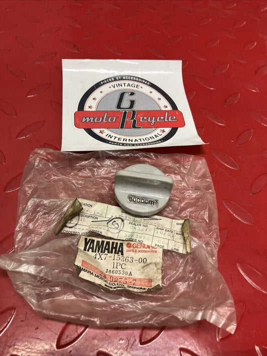 NOS YAMAHA OIL PLUG 4X7-15363-00-00 SUB BY 371-15363-00-00 Y64