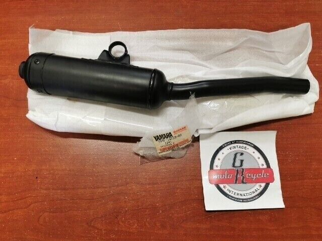 NOS Yamaha YZ125 EXHAUST SILENCER 39W-14753-00-00 SUB 39W-14753-01-00 Y107
