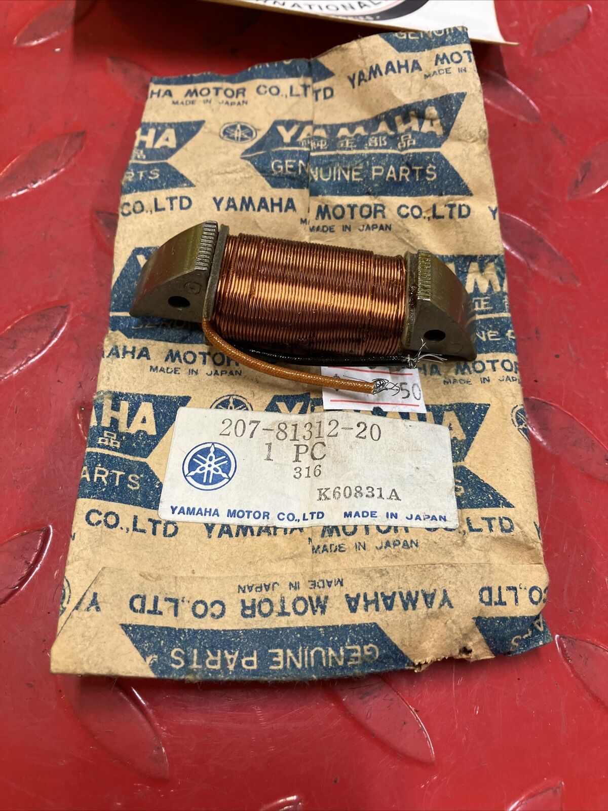 NOS Yamaha YGS1 YGS5 G5 G6 COIL SOURCE 207-81312-20-00 Y25