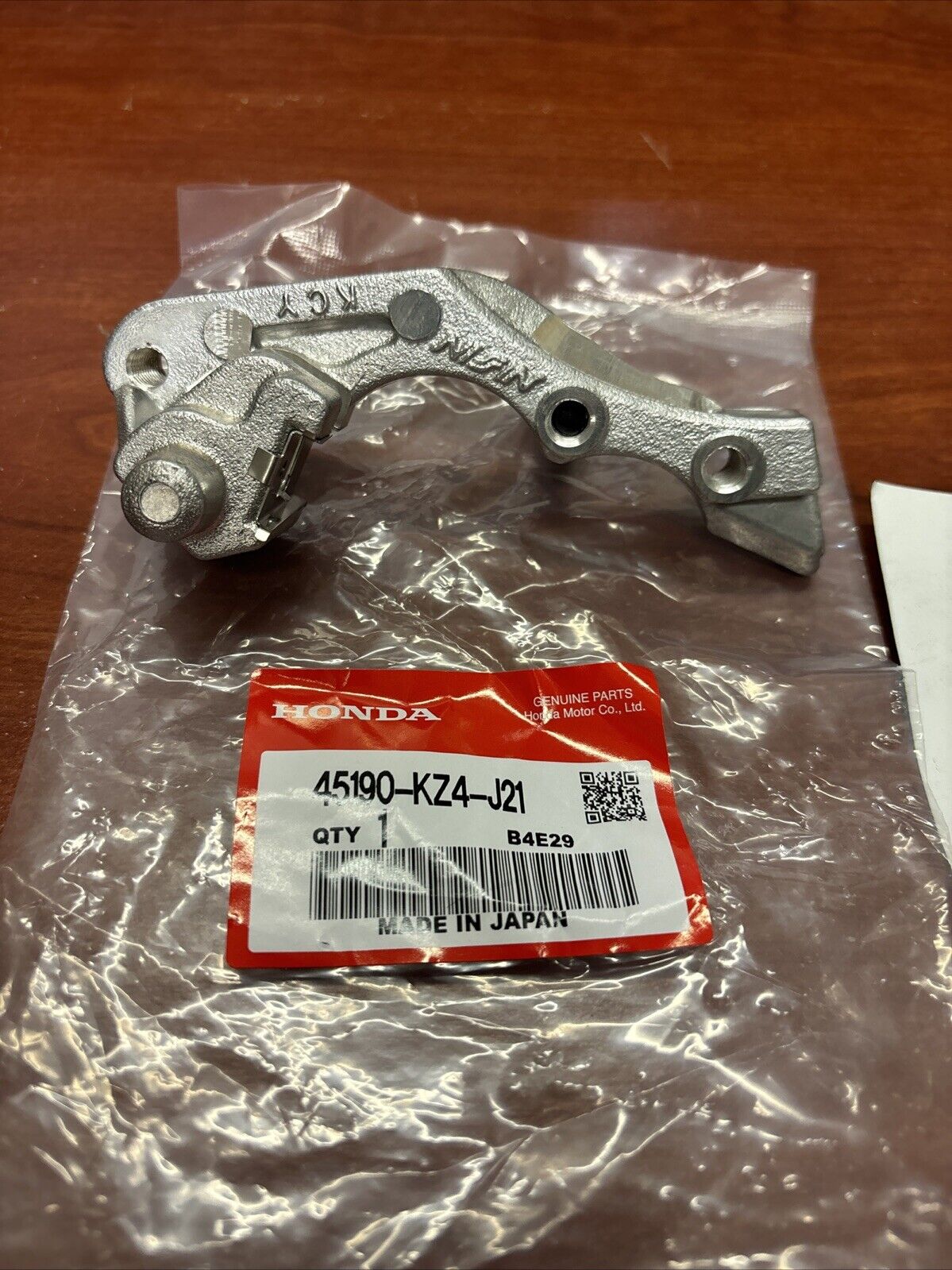 NOS Honda CR125R CR250R CRF230F XR650 LEFT FRONT BRACKET SUB  45190-KZ4-J21 H139