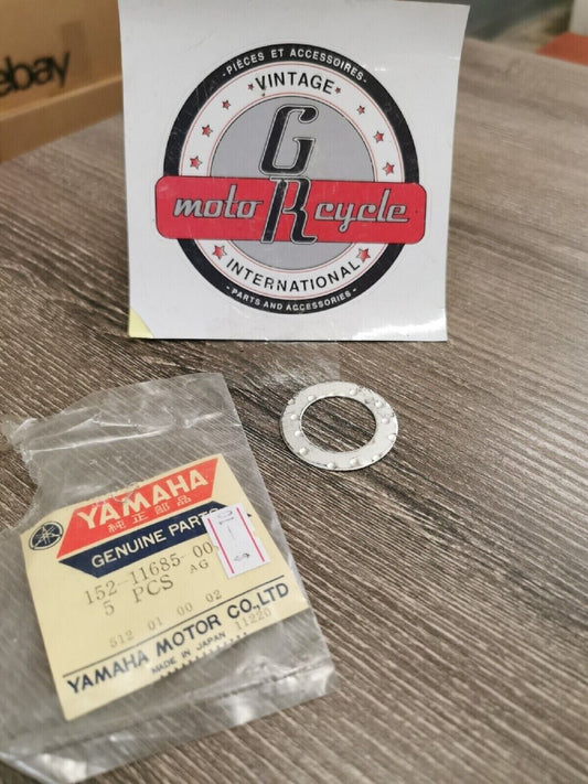 NOS YAMAHA  MX250 MX360 YDS5 YM2C YR1 YR2  THRUST  WASHERS  152-11685-00 Y58