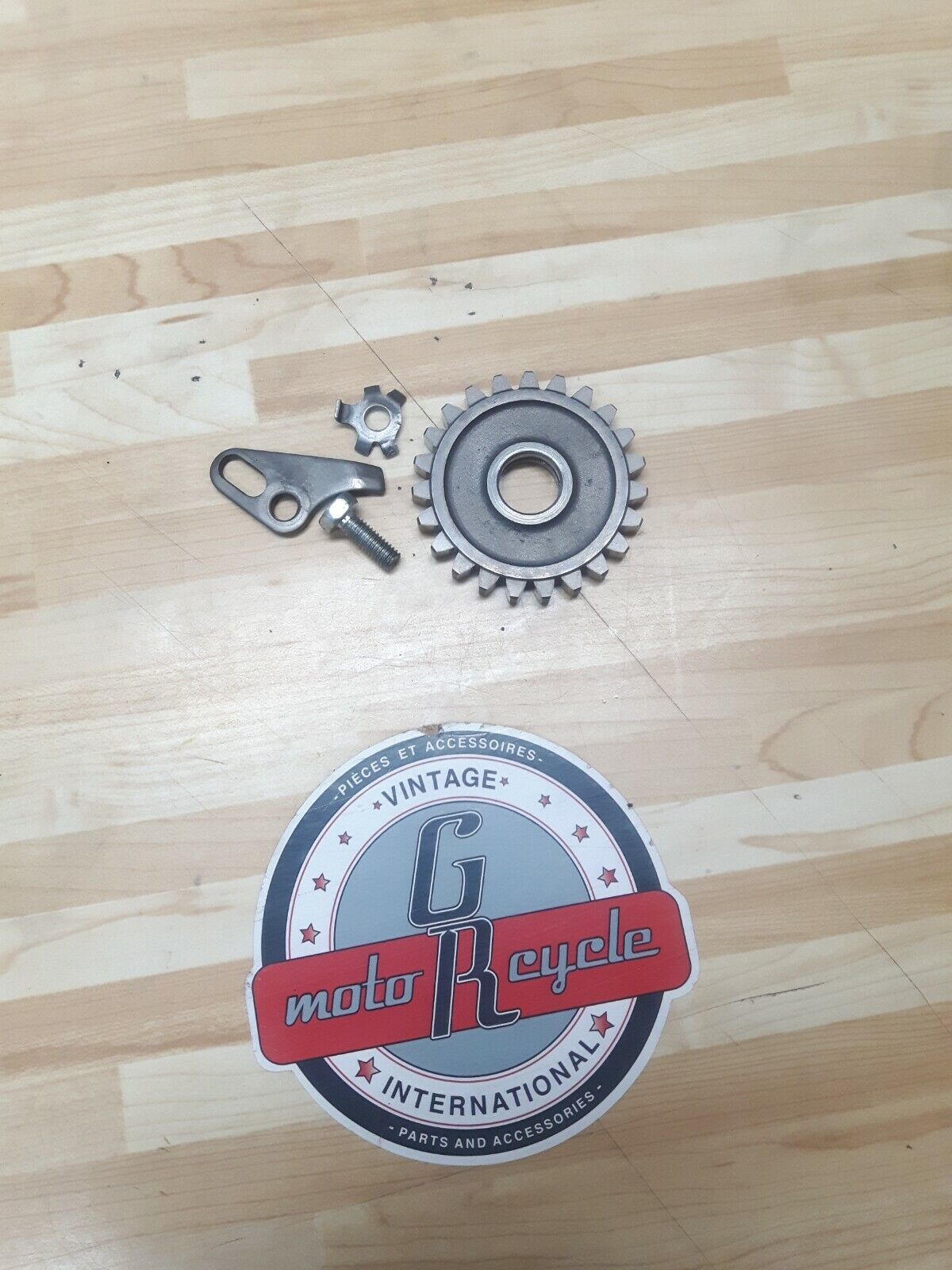 Honda CR80R 1990 kick starter kickstarter idle gear stopper plate 1986 - 2002