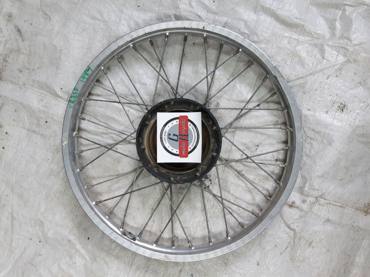 Honda XL250R 1984 front wheel rim hub 1985 1986 1987 44601-KG0-000 .